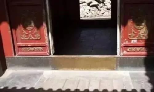 为什么说“房屋无门槛，钱财往外流” 