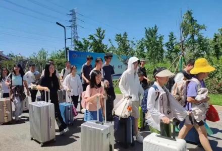 这个暑假，让您的孩子提前成为“北大人”！——北京大学青少年状元陪跑暑期班火热报名中！
